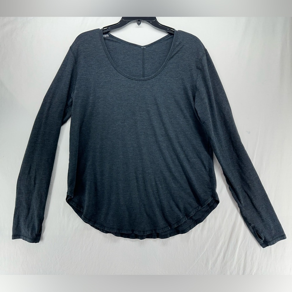 Lululemon Scoop Neck‎ Thumb Hole Athletic Top Dark Gray Long Sleeve Size L